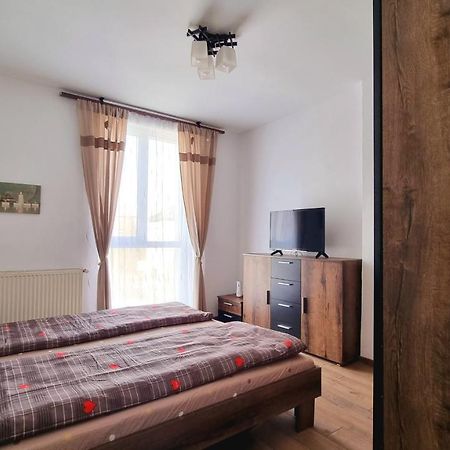 Apartament Dabe Hd 胡内多阿拉 外观 照片