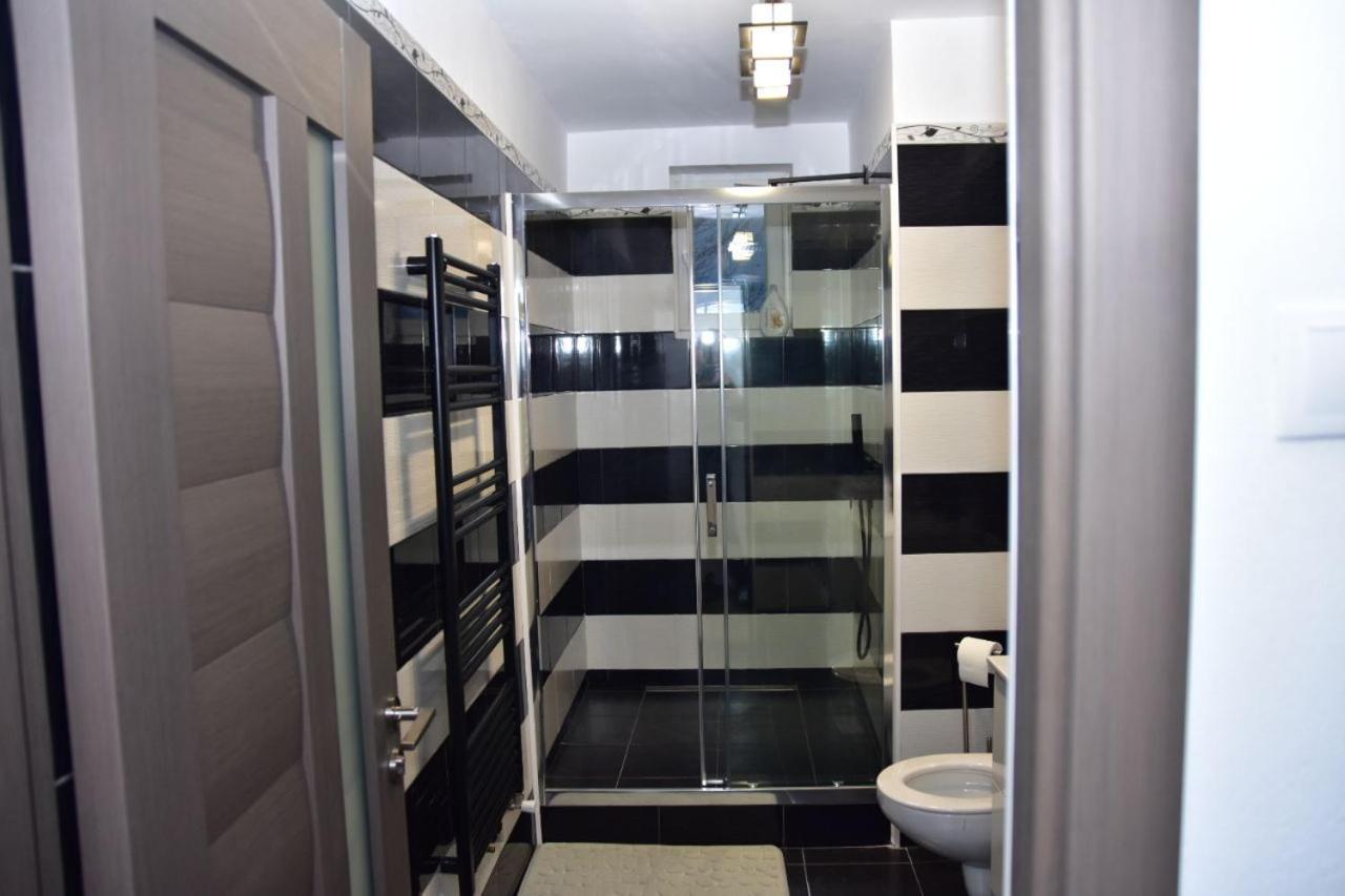 Apartament Dabe Hd 胡内多阿拉 外观 照片