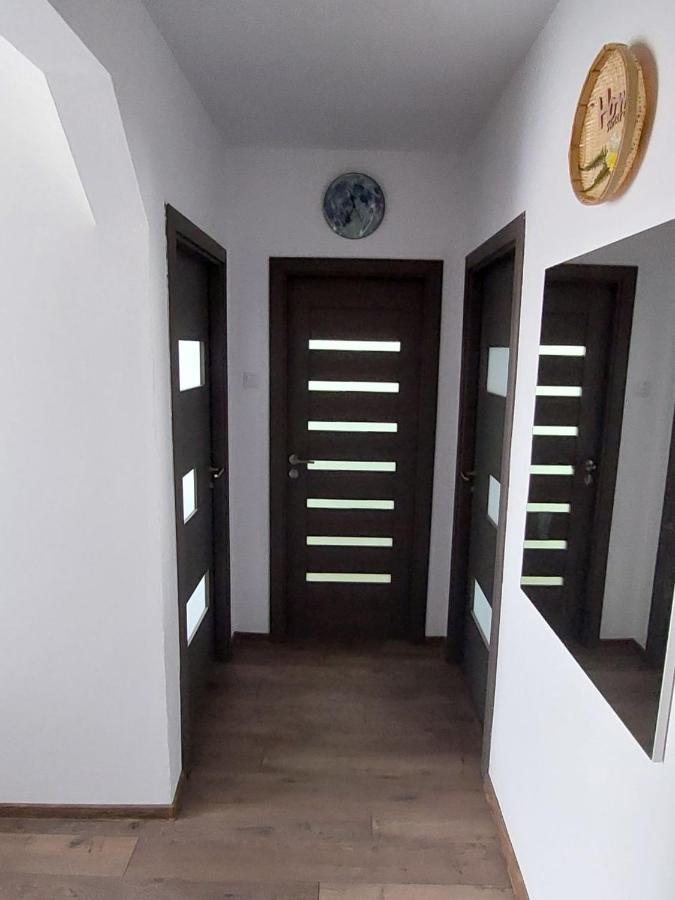 Apartament Dabe Hd 胡内多阿拉 外观 照片