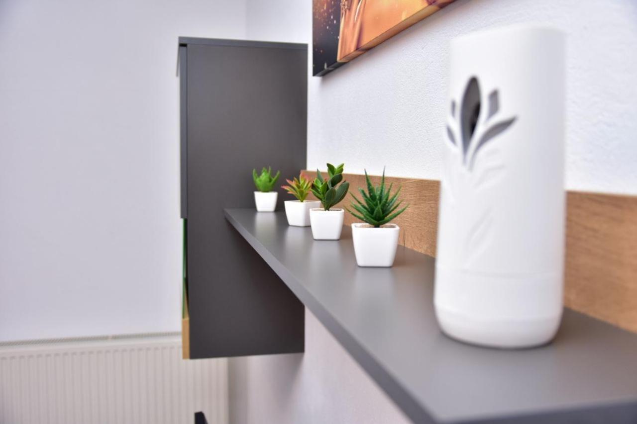 Apartament Dabe Hd 胡内多阿拉 外观 照片