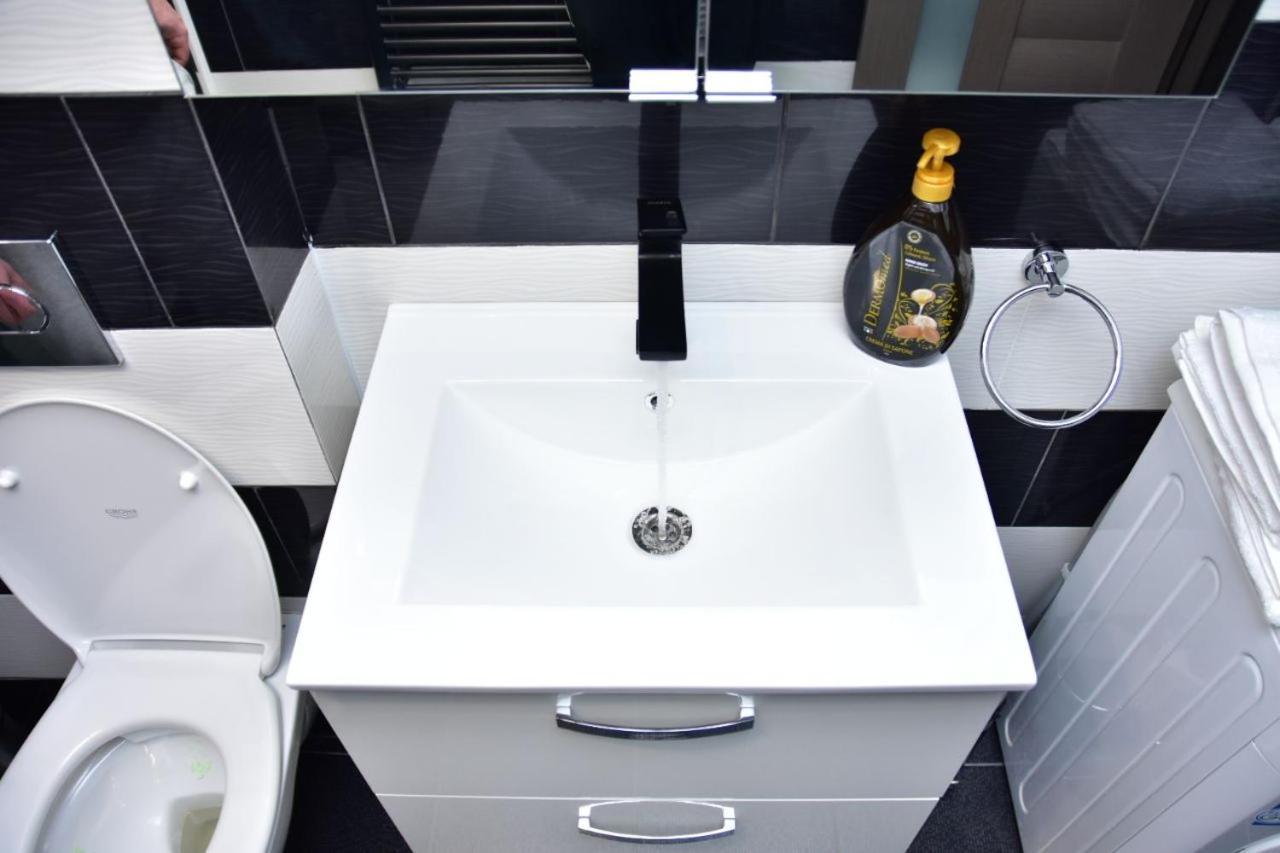Apartament Dabe Hd 胡内多阿拉 外观 照片