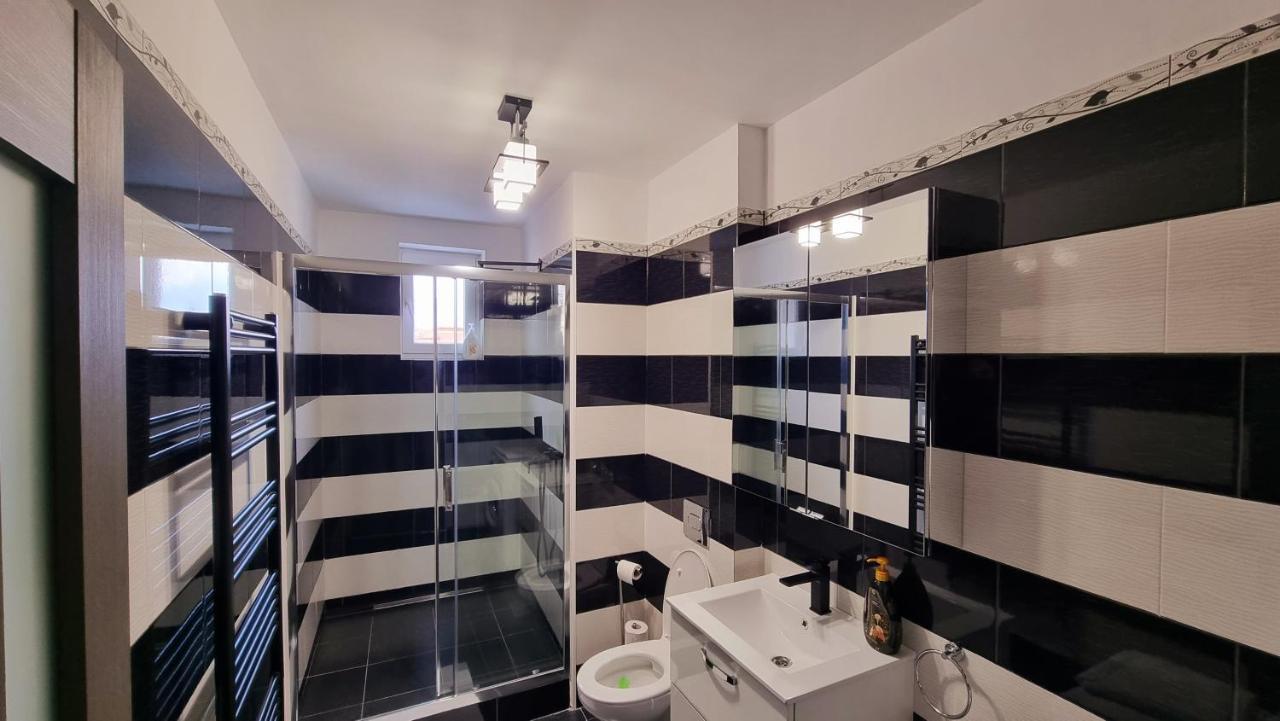 Apartament Dabe Hd 胡内多阿拉 外观 照片