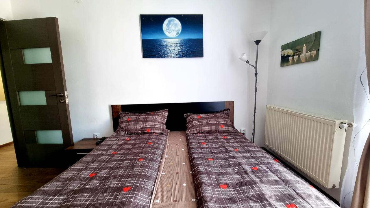 Apartament Dabe Hd 胡内多阿拉 外观 照片