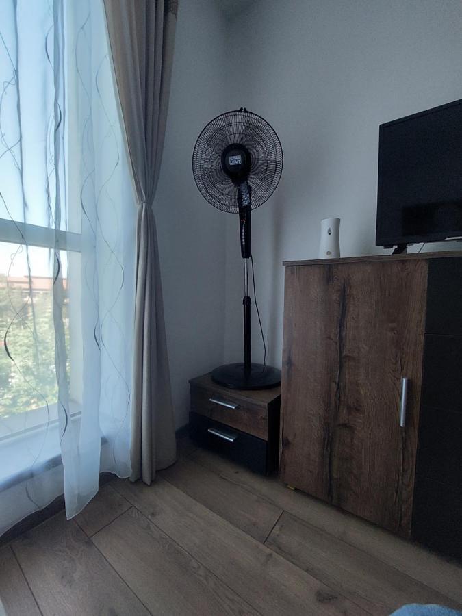 Apartament Dabe Hd 胡内多阿拉 外观 照片