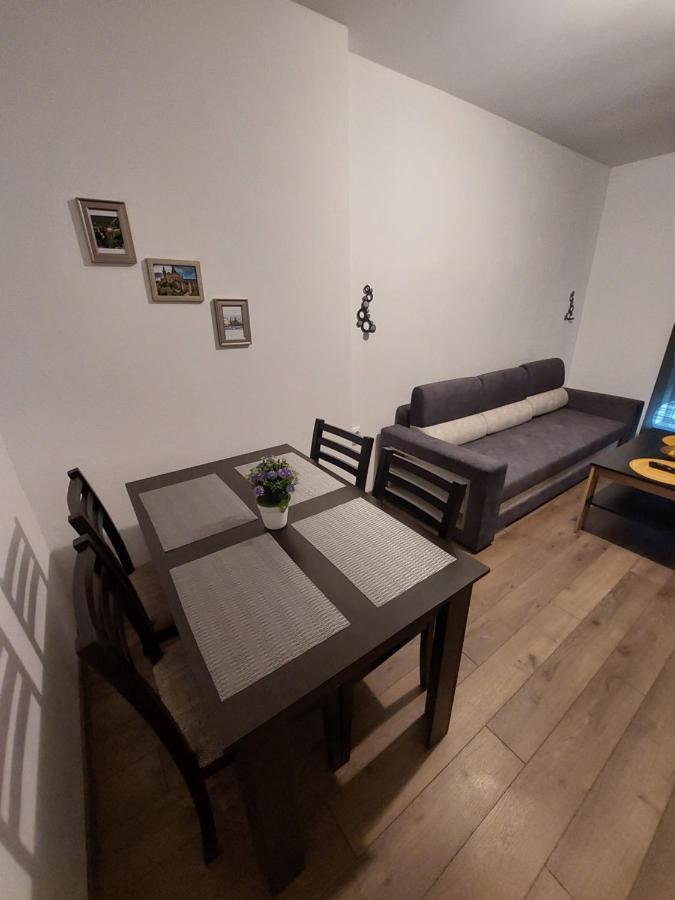 Apartament Dabe Hd 胡内多阿拉 外观 照片
